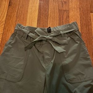 Tie waist cargos🪲